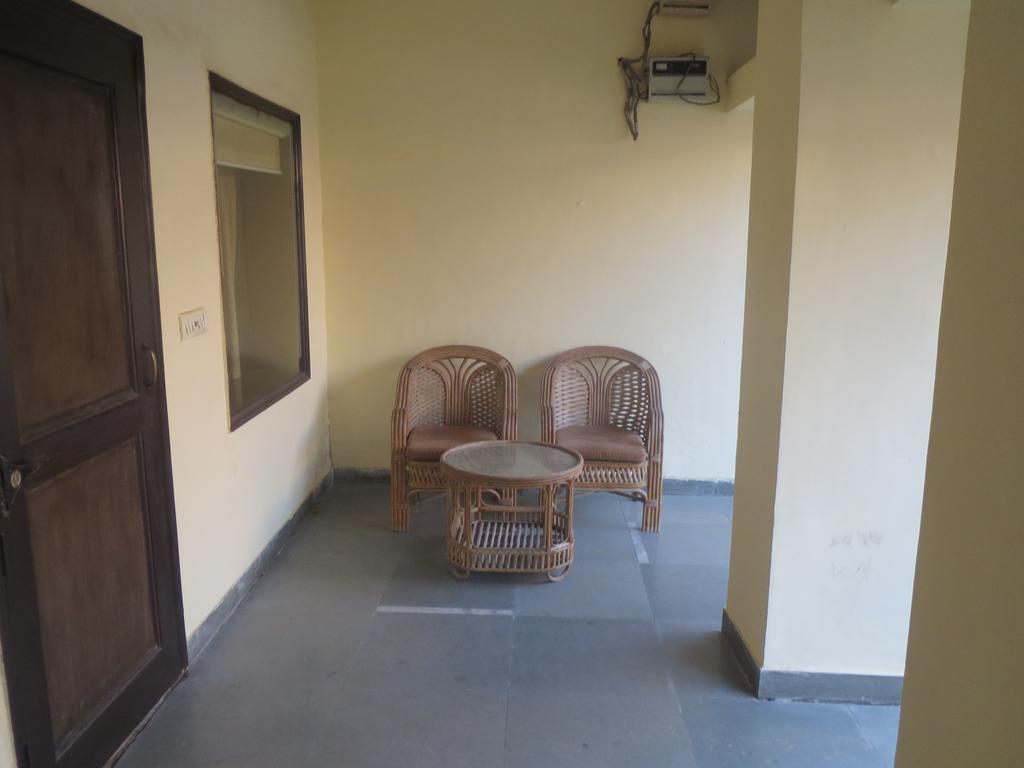 Green Villa Bed & Breakfast New Delhi Ngoại thất bức ảnh